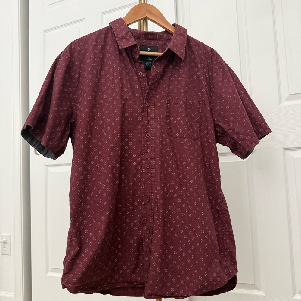 Men's Maroon Patterned Short Sleeve Button Up Shirt